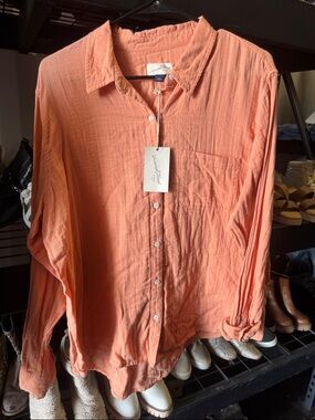 Universal Thread Coral Button-Down Pocket Shirt